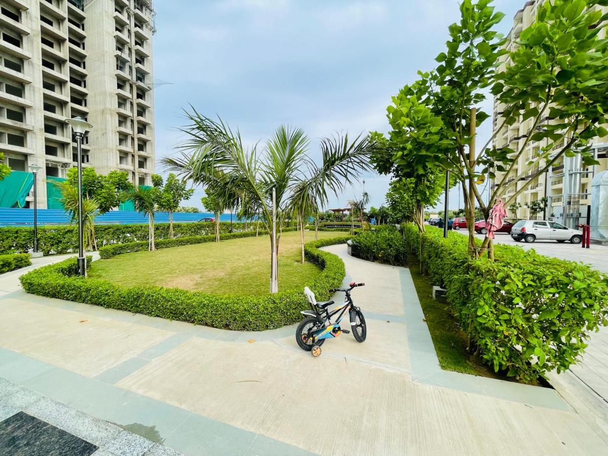 Achyutam Homes Lucknow Bagian luar foto